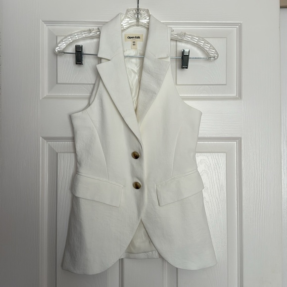 Open Edit Jackets & Blazers - Open Edit White Curator Notched Lapel Vest XXS